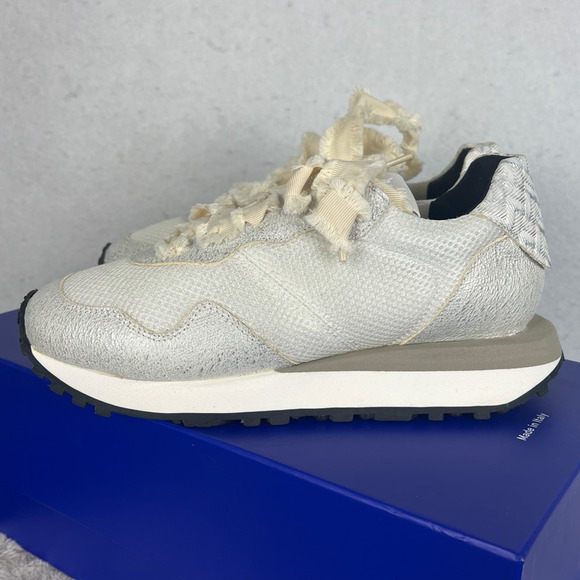 P448 Women's Cancun Sneakers Lace Up New in Box Size 8 - Picture 1 of 8